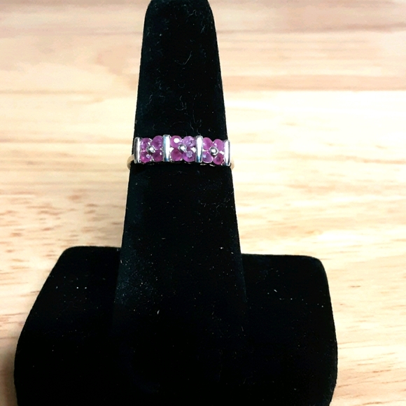 #810~Ruby Ring - Picture 1 of 3